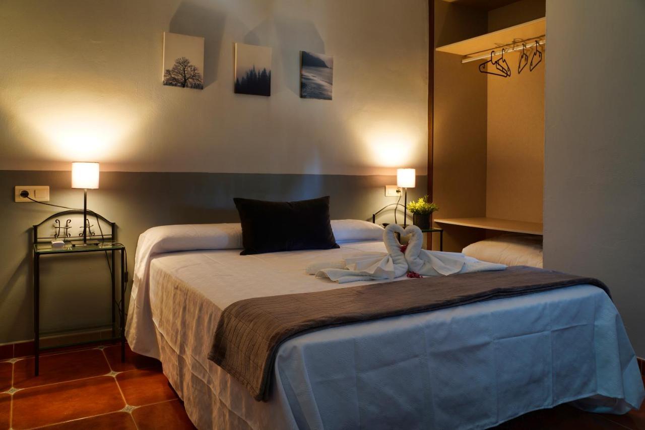Hotel Rural & Restaurante Las Camaretas Cortes de la Frontera Dış mekan fotoğraf