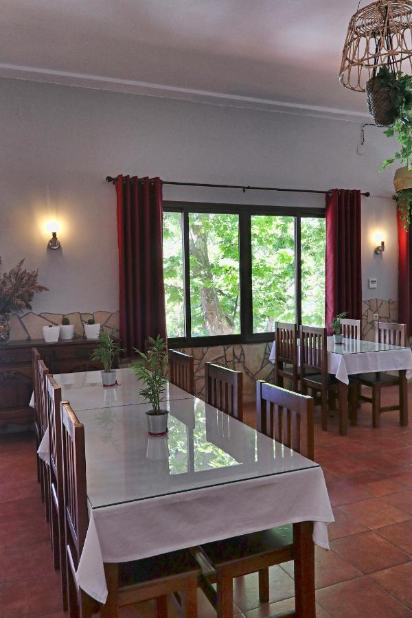 Hotel Rural & Restaurante Las Camaretas Cortes de la Frontera Dış mekan fotoğraf