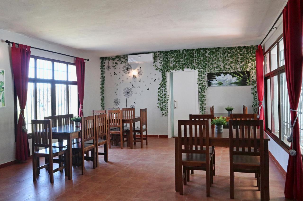 Hotel Rural & Restaurante Las Camaretas Cortes de la Frontera Dış mekan fotoğraf