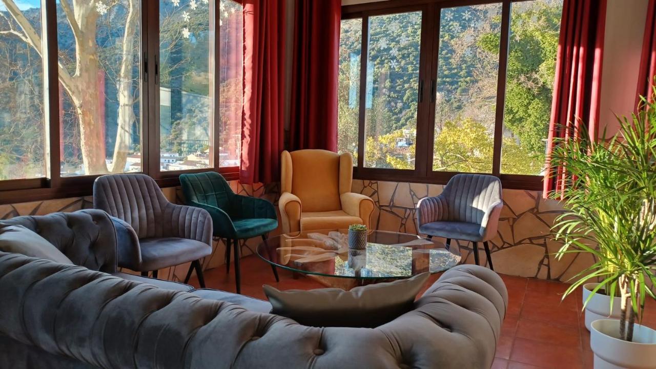 Hotel Rural & Restaurante Las Camaretas Cortes de la Frontera Dış mekan fotoğraf